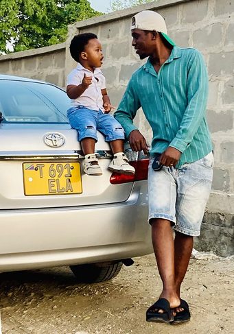 トヨタ プレミオと我々からご購入いただいたお客様