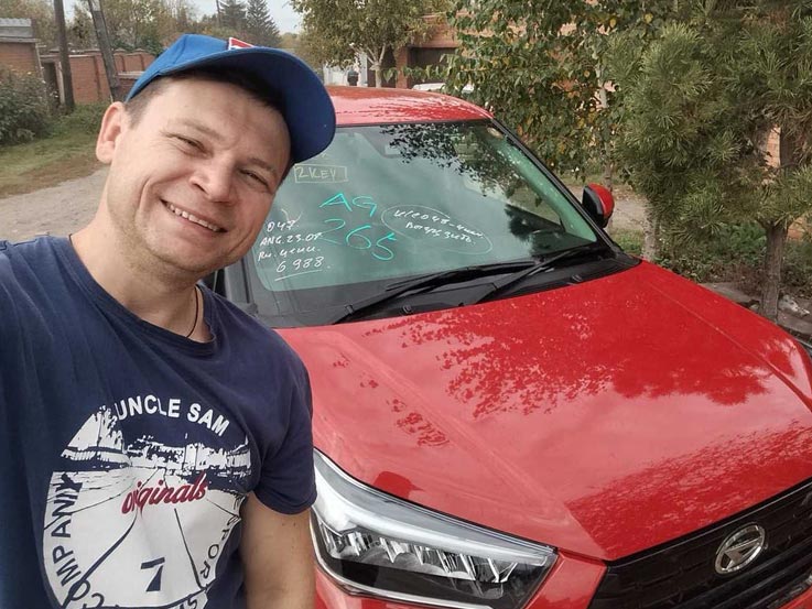 ダイハツ ロッキーと我々からご購入いただいたお客様